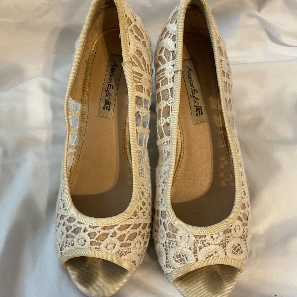 American eagle beige wedge heels size 6W normal wear and tear